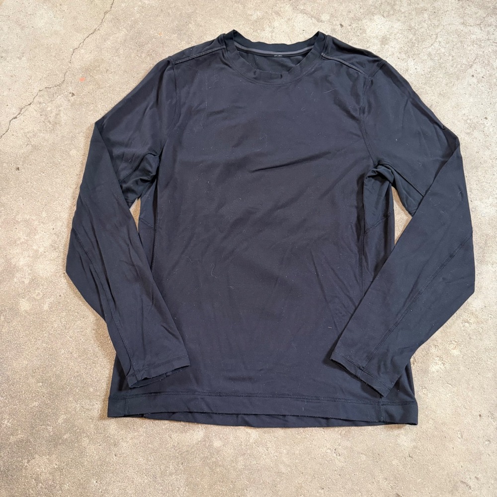Lululemon Long Sleeve Shirt Mens M Black Metal Vent Tech Athletic Workout Tee